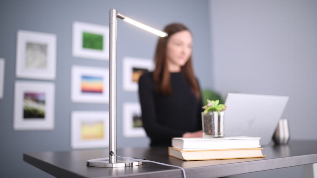 Photo LED desk lamp